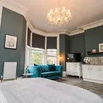 Westbourne Holiday home