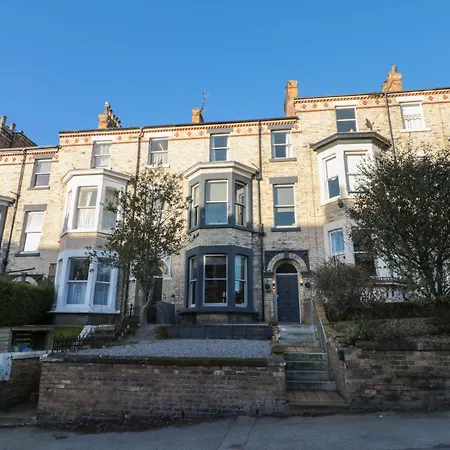 27 Westbourne Grove * Scarborough