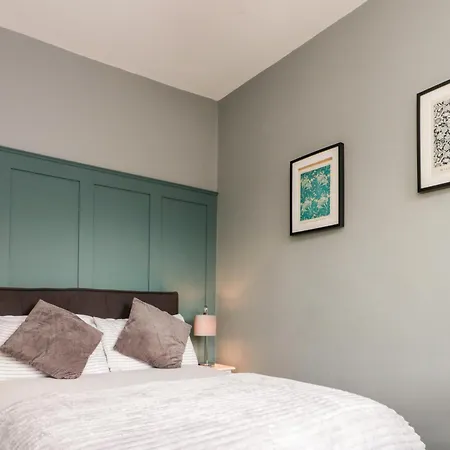 27 Westbourne Grove * 斯卡伯勒