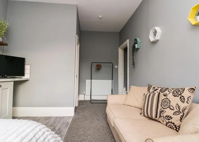 Westbourne * Scarborough